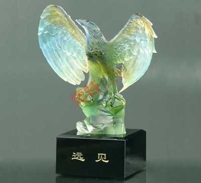 琉璃生辉 商务礼品的艺术之选与双赢之道